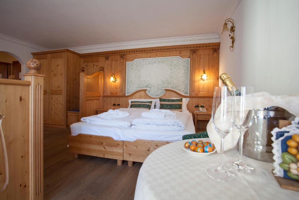 Hotel Chalet All'Imperatore Madonna di Campiglio Exterior photo