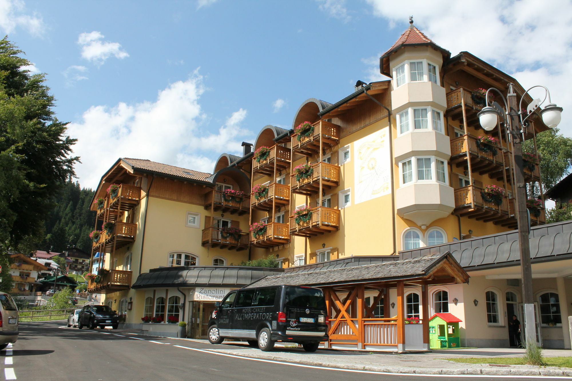 Hotel Chalet All'Imperatore Madonna di Campiglio Exterior photo